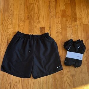 Nike Black Sports Shorts w/mesh liner & Pockets & 6 NWT Cotton/Poly Socks Combo